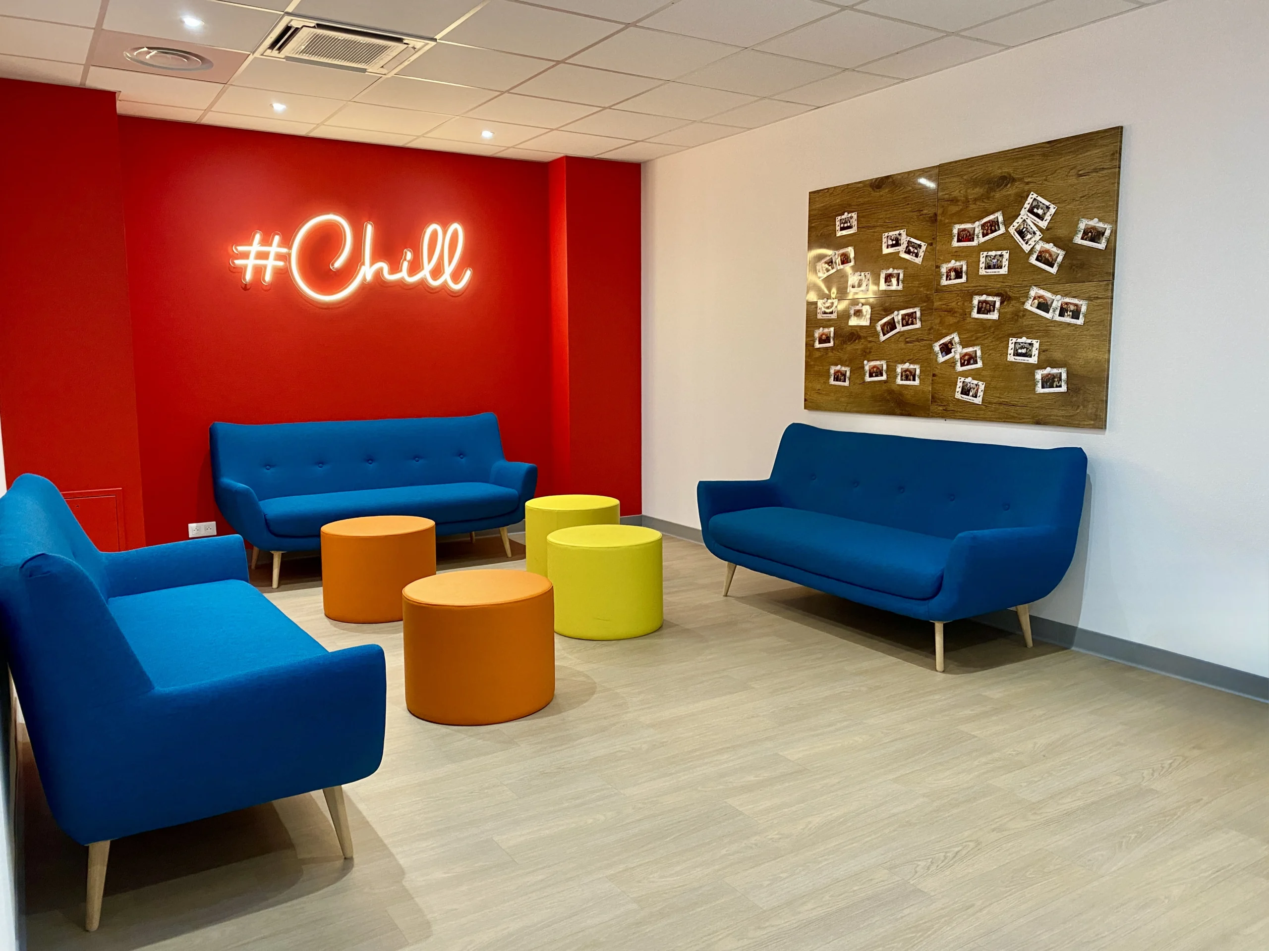 Salle de pause - OGEC Bourdon Blanc - installé par Arthur Loyd Orléans